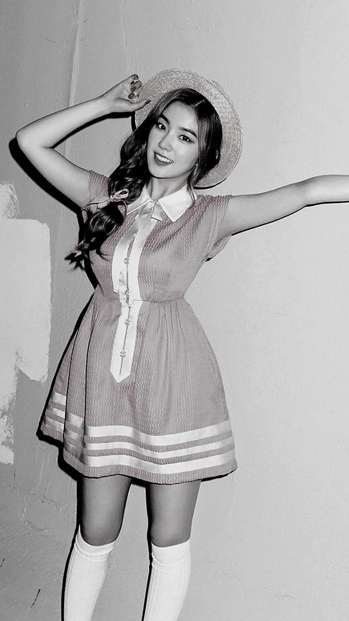 699x1242 Red Velvet Irene RED Wallpaper Please Like Reblog