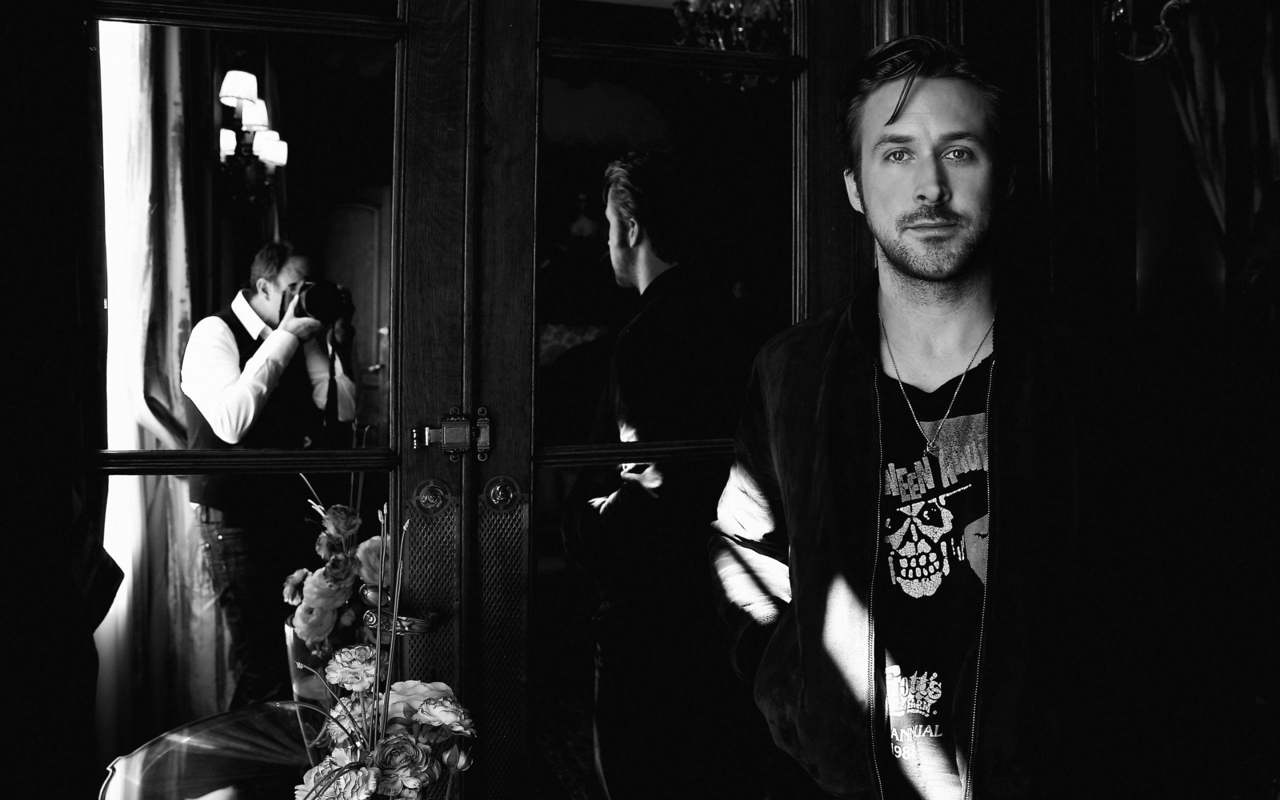 2560x1600 Ryan Gosling Photohoot widescreen wallpaper. Wide