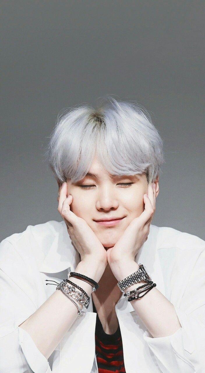 704x1280 Suga BTS Wallpaper