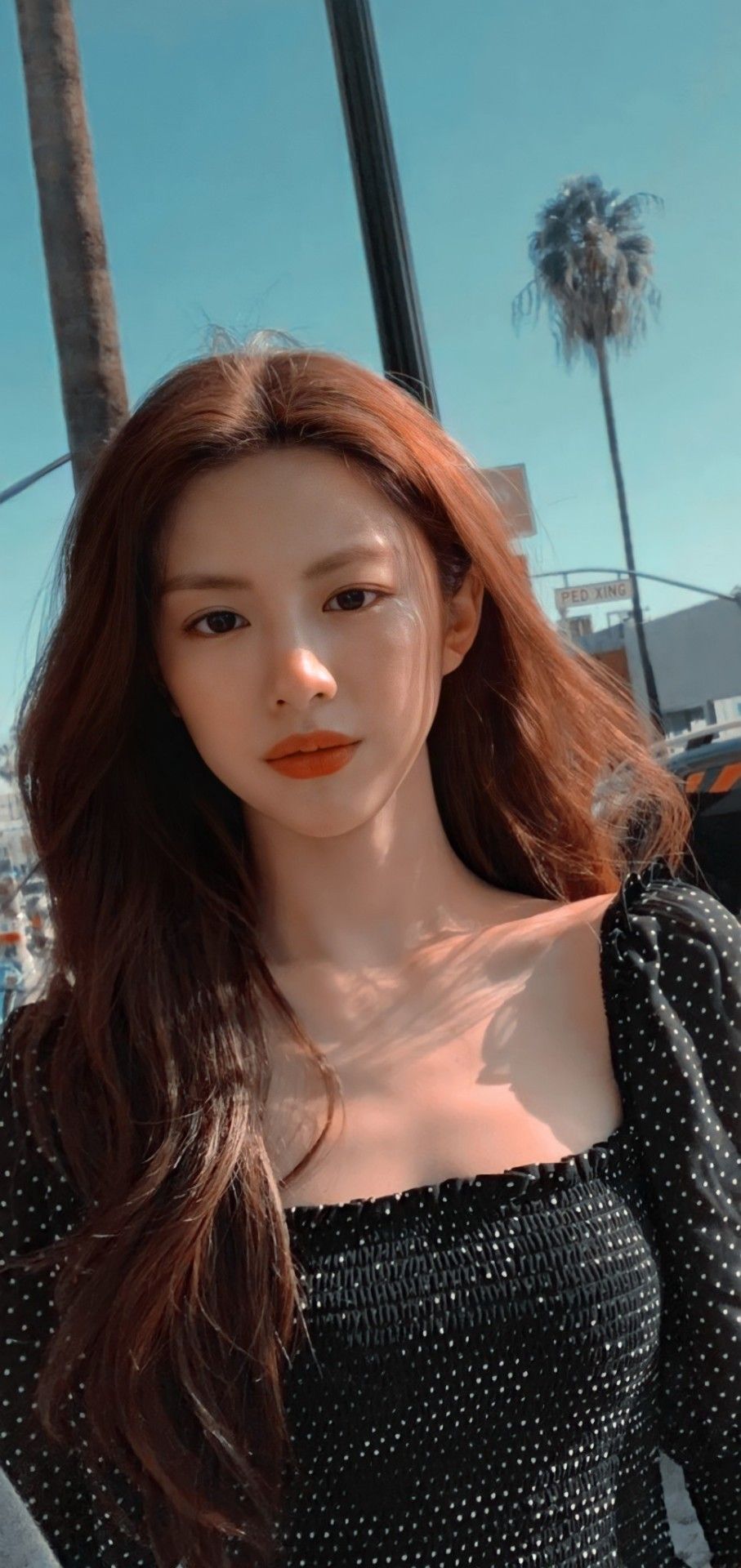 907x1920 Go Youn Jung