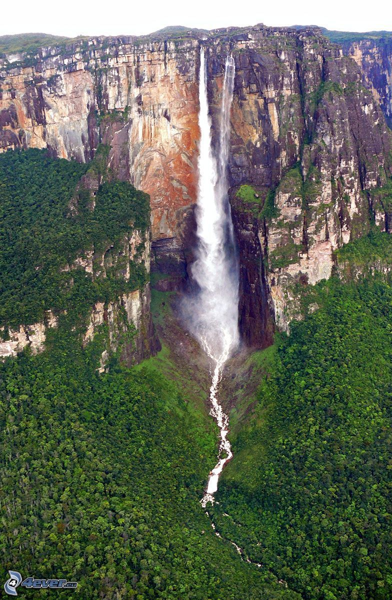 784x1200 Salto Ángel