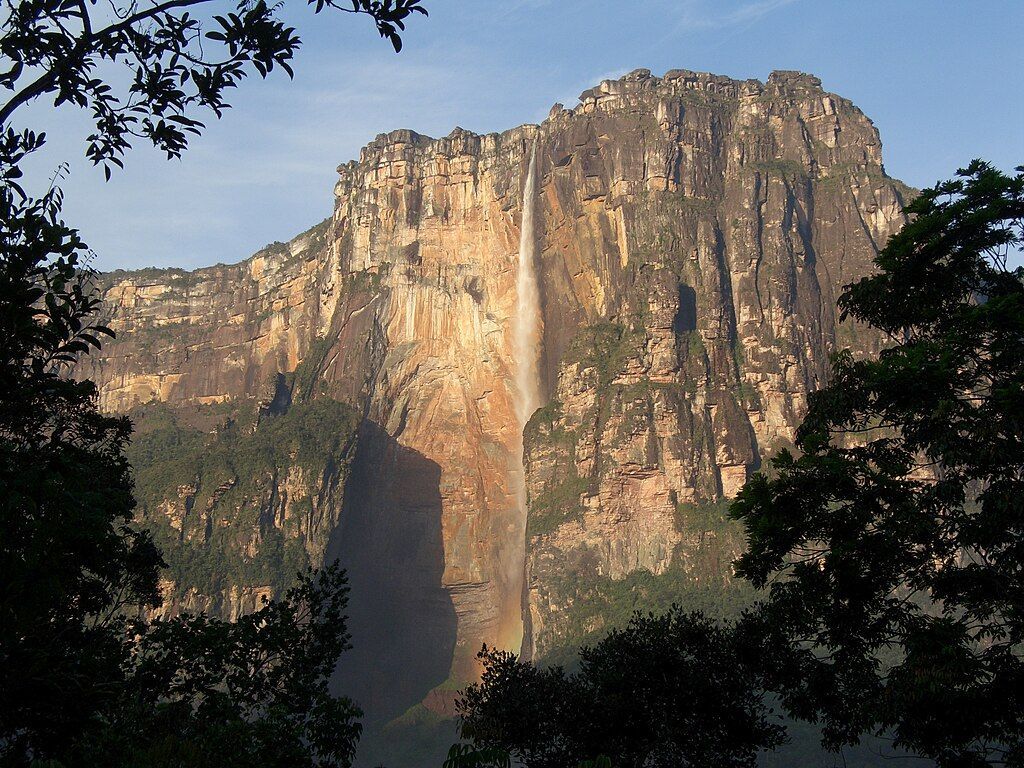 1024x768 Salto Angel al