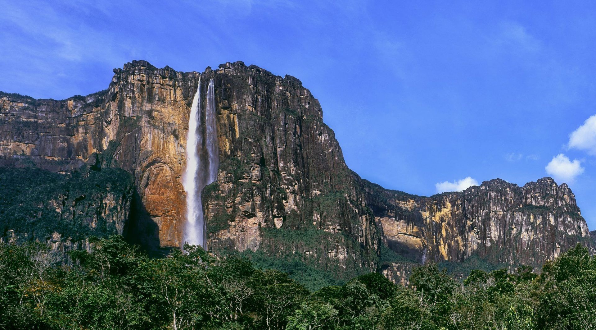 1920x1062 Tallest Waterfall Stands Alone