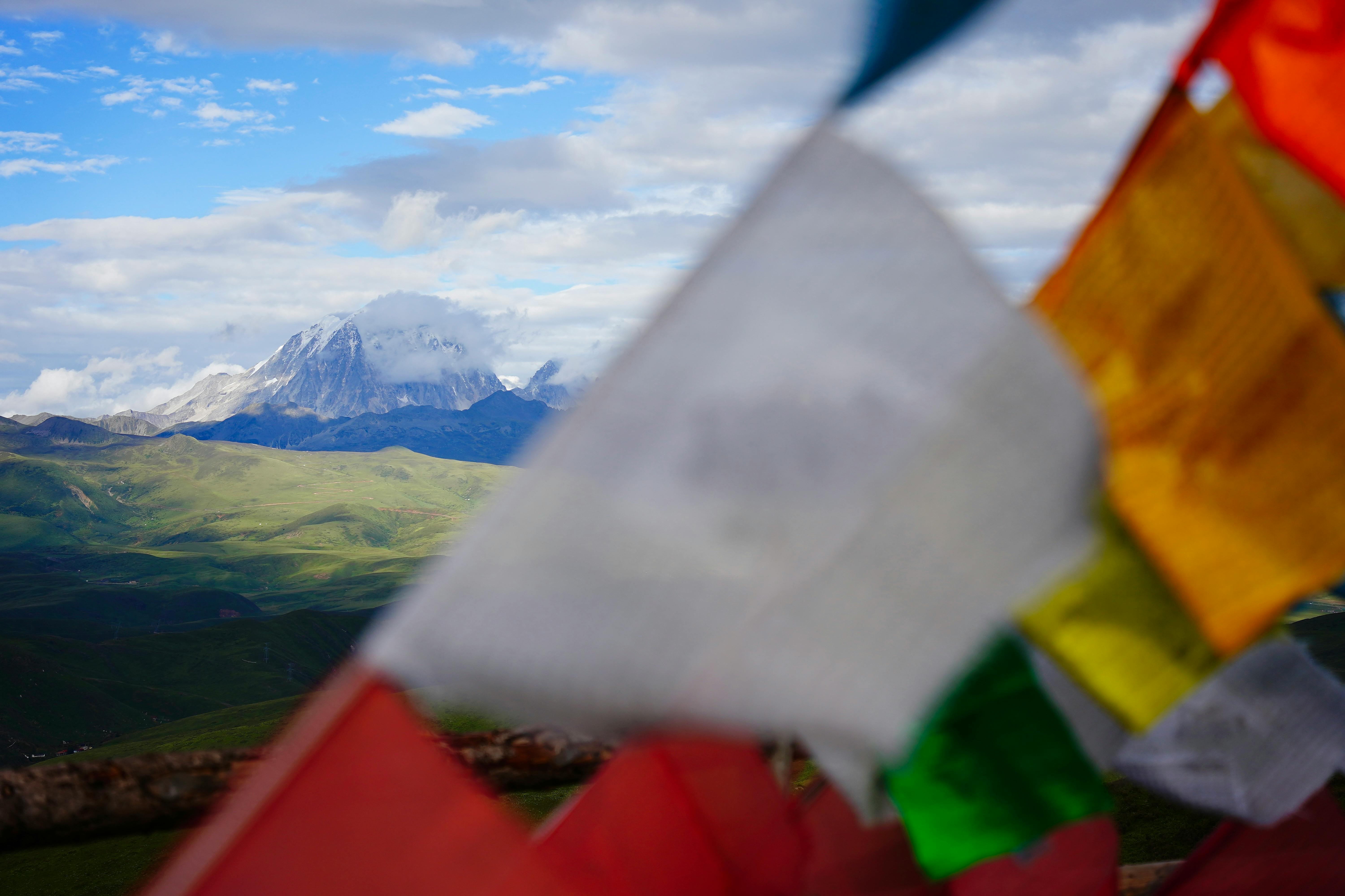 6000x4000 Tibetan Prayer Flags in Mountains