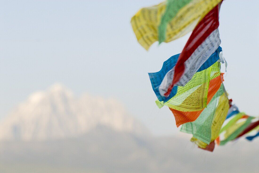 Prayer Flag Wallpapers - Top Free Prayer Flag Backgrounds - WallpaperAccess