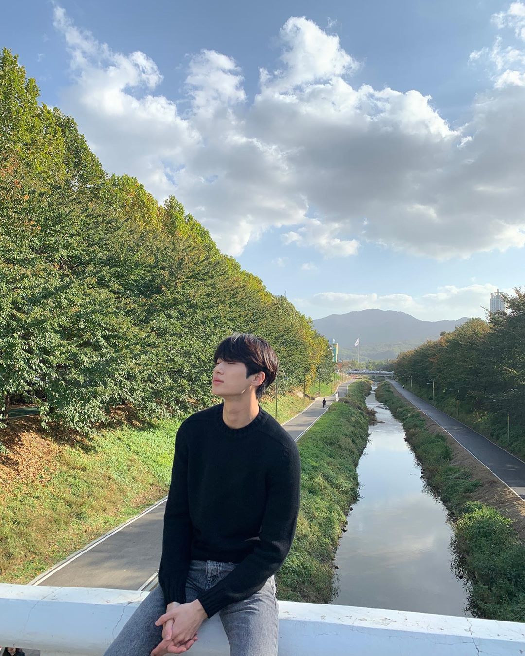 1080x1350 Byeon Woo Seok Wallpaper