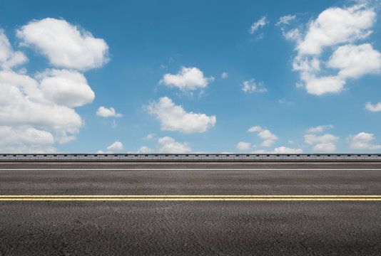 534x360 Side View Road Image