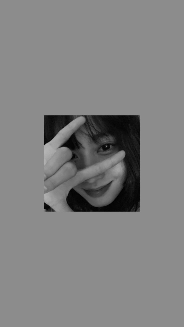 720x1280 momo✨. Twice momo wallpaper