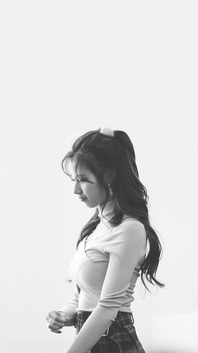 675x1200 amazing birthday Minatozaki Sana