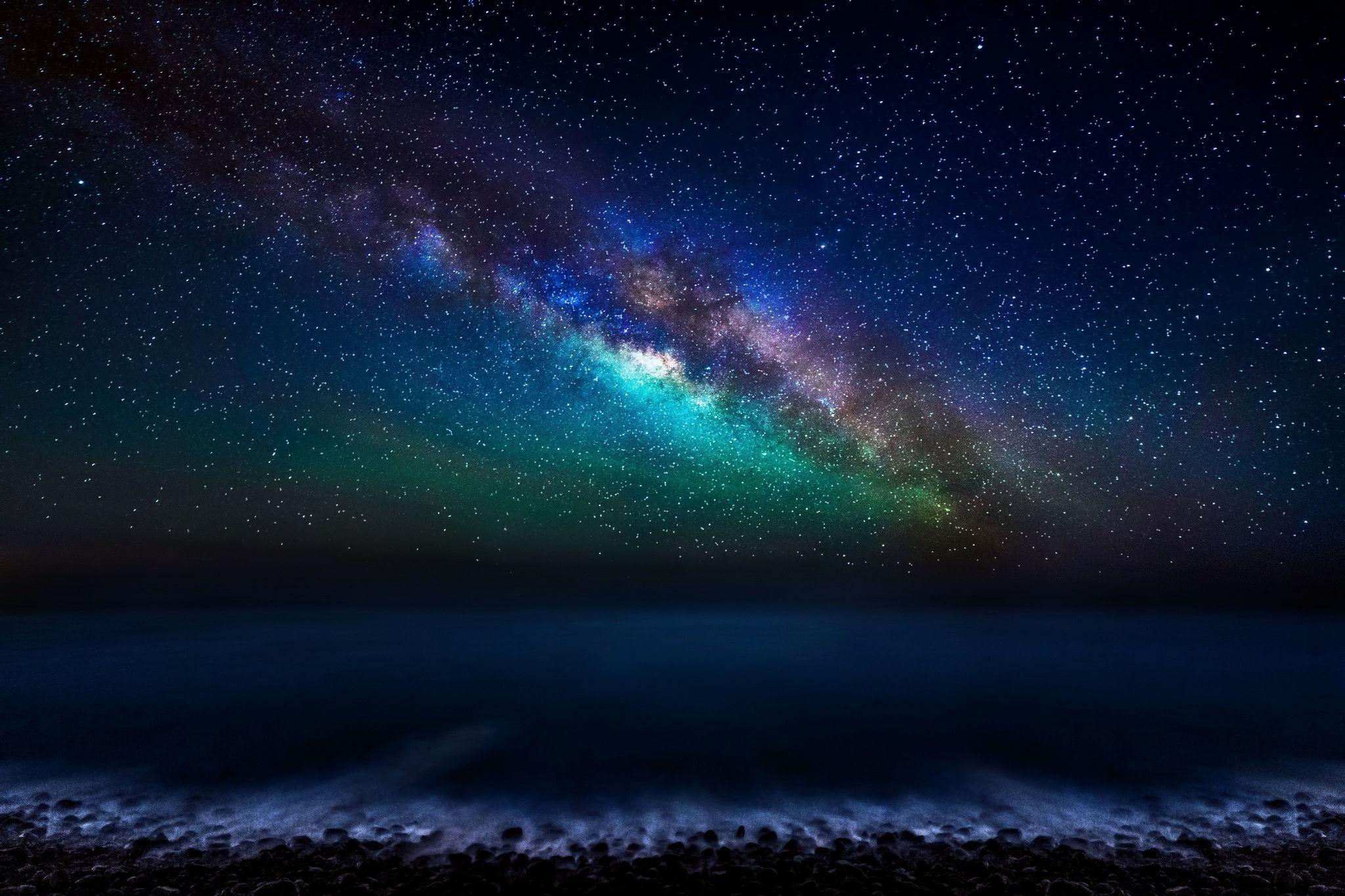 Milky Way Over the Sea Wallpaper 4K