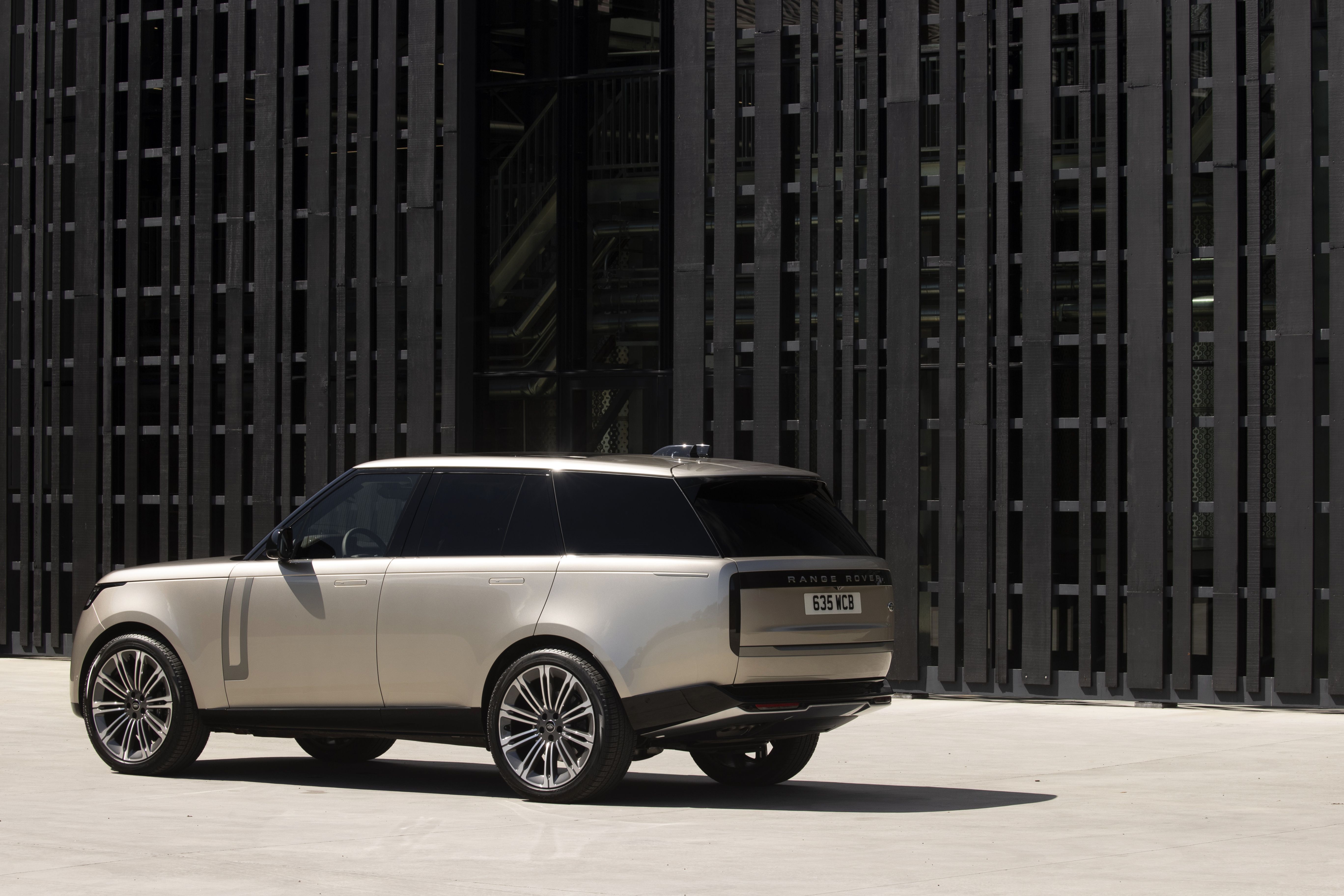 5472x3648 Download Vehicle Range Rover HSE D350