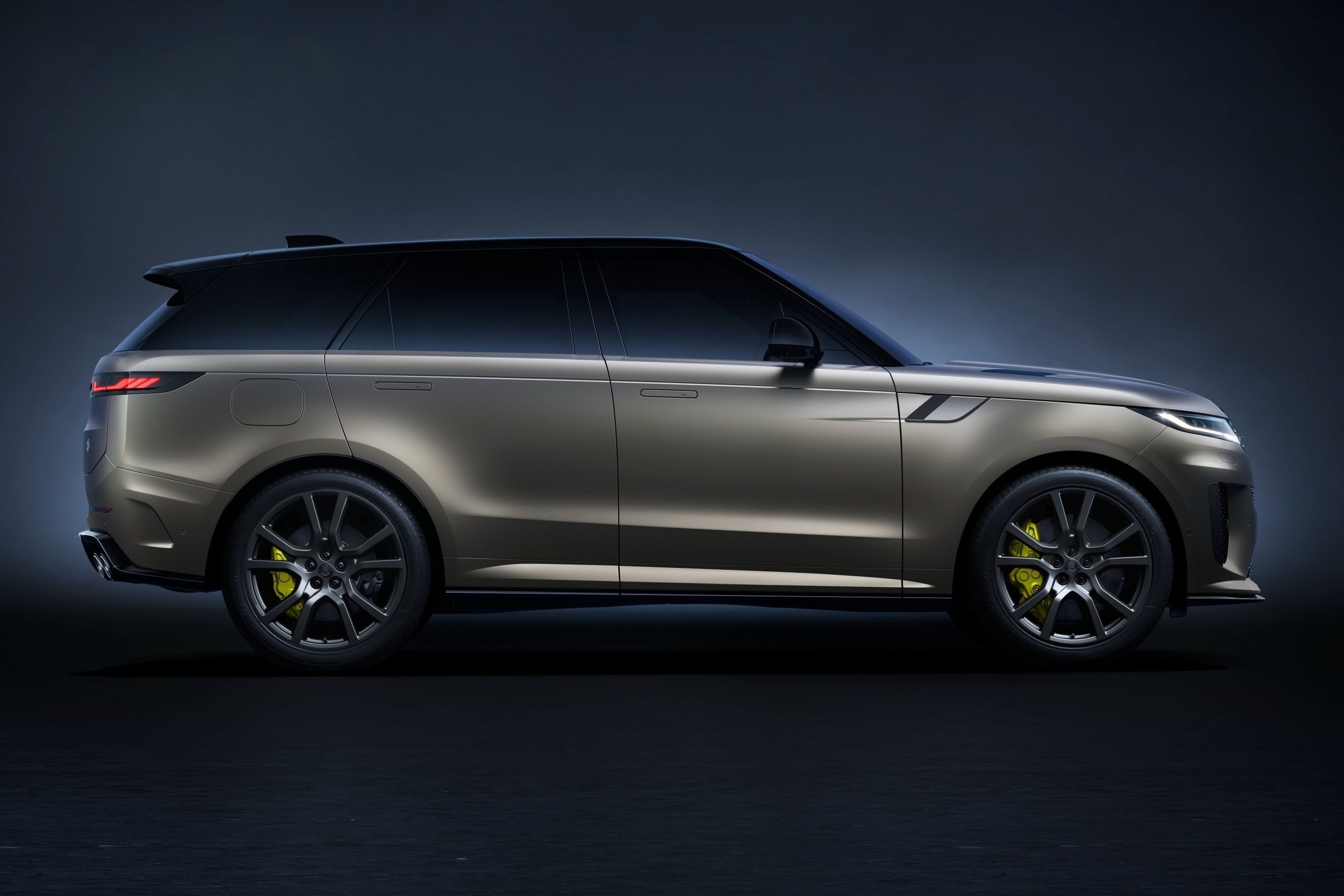 2773x1849 Land Rover Range Rover Sport SV