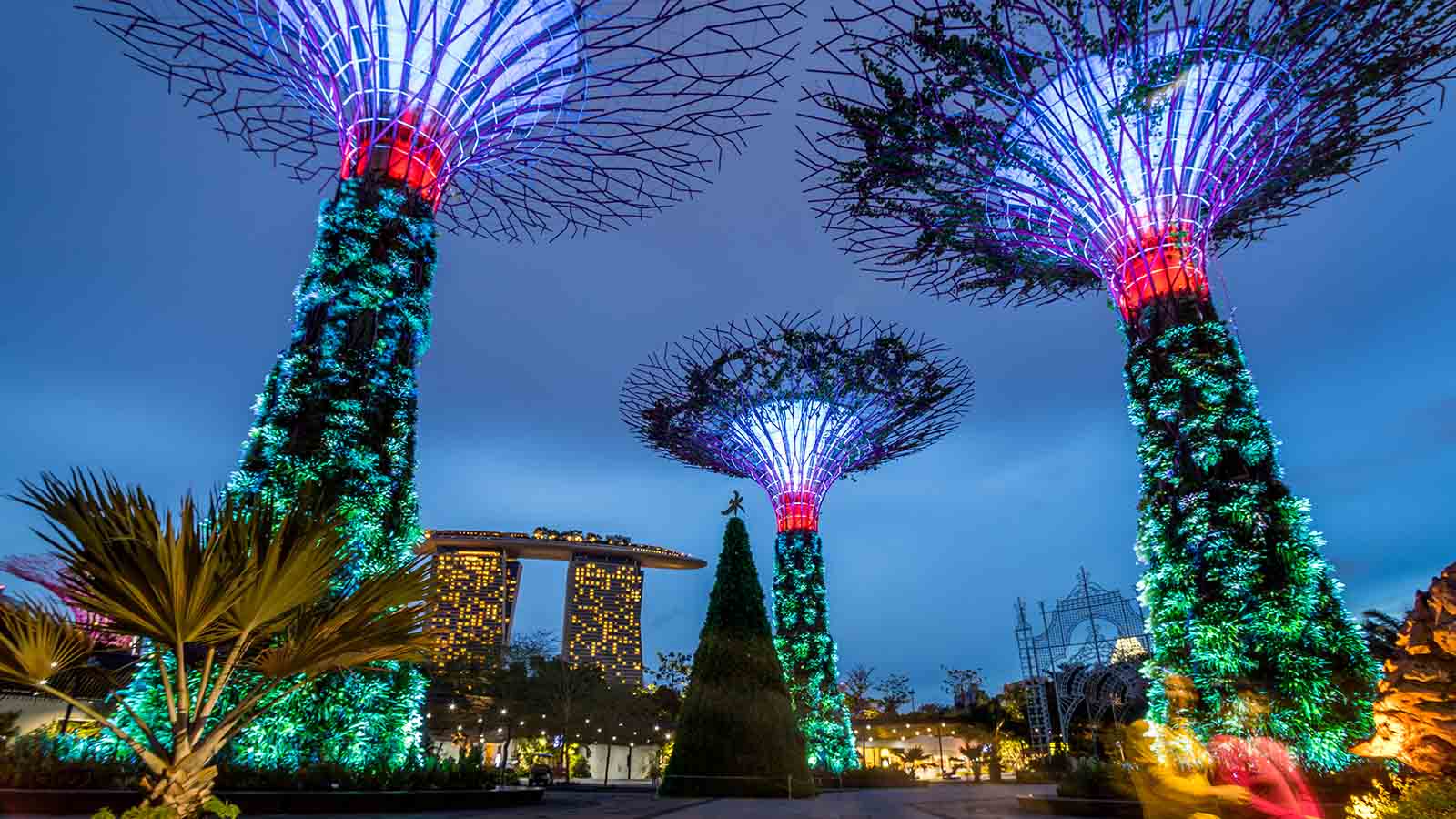 1600x900 Gardens
