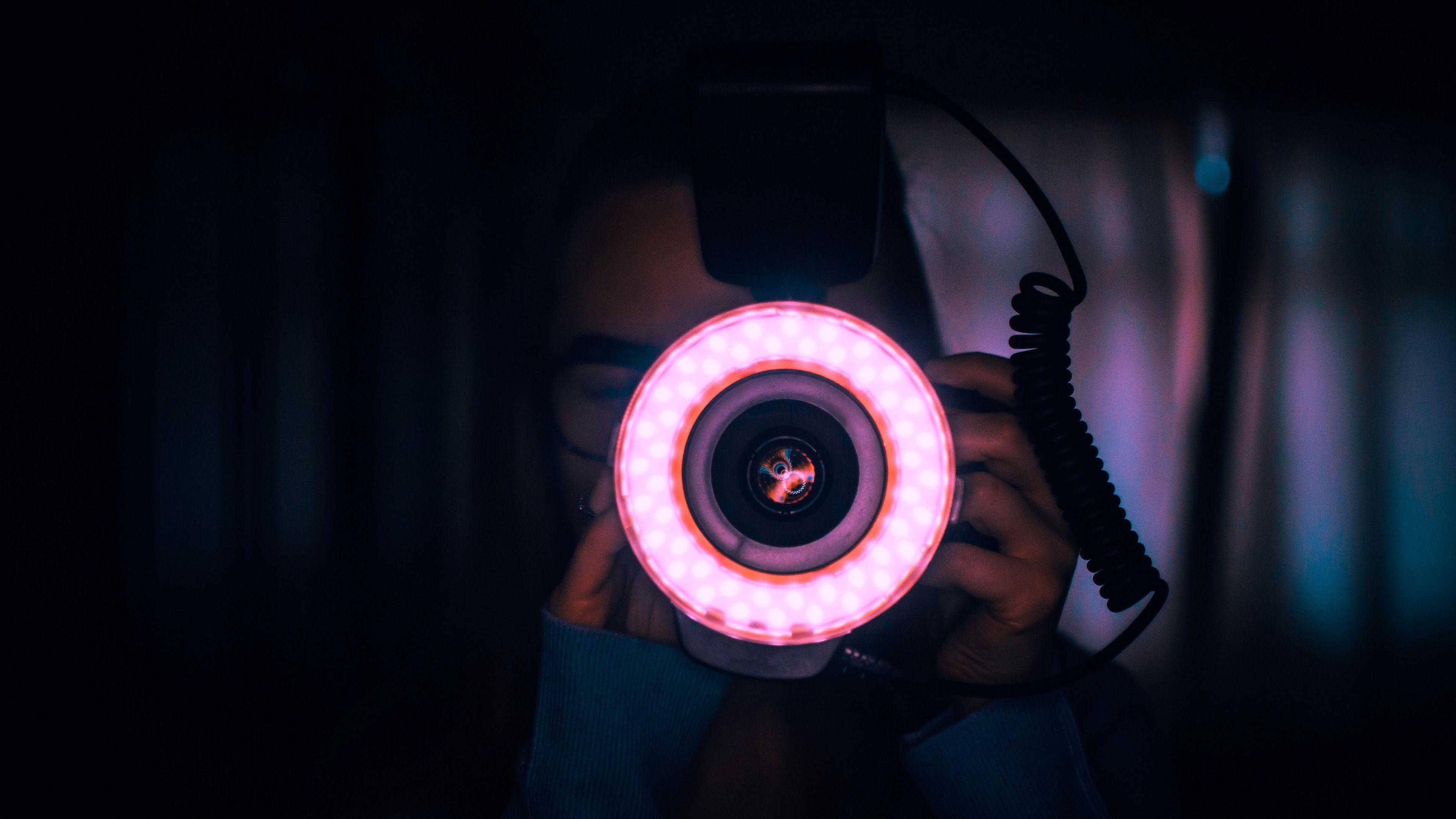 3840x2160 Download wallpaper 3840x2160 lens, photographer, camera