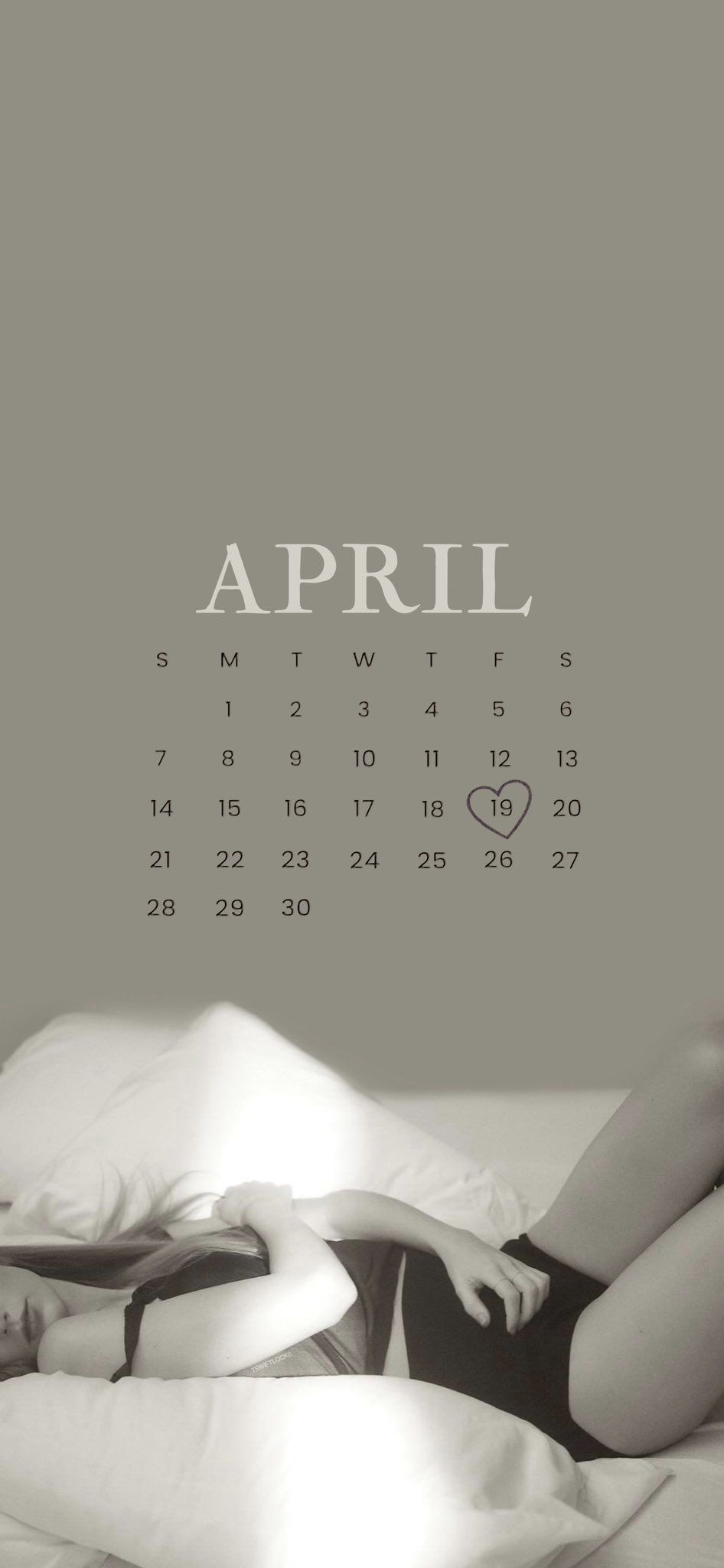 946x2048 Taylor Swift APRIL wallpaper