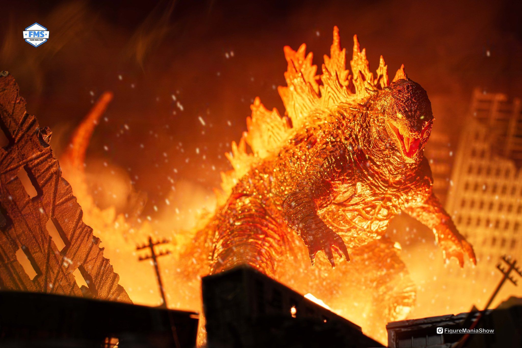 2048x1366 Burning Godzilla