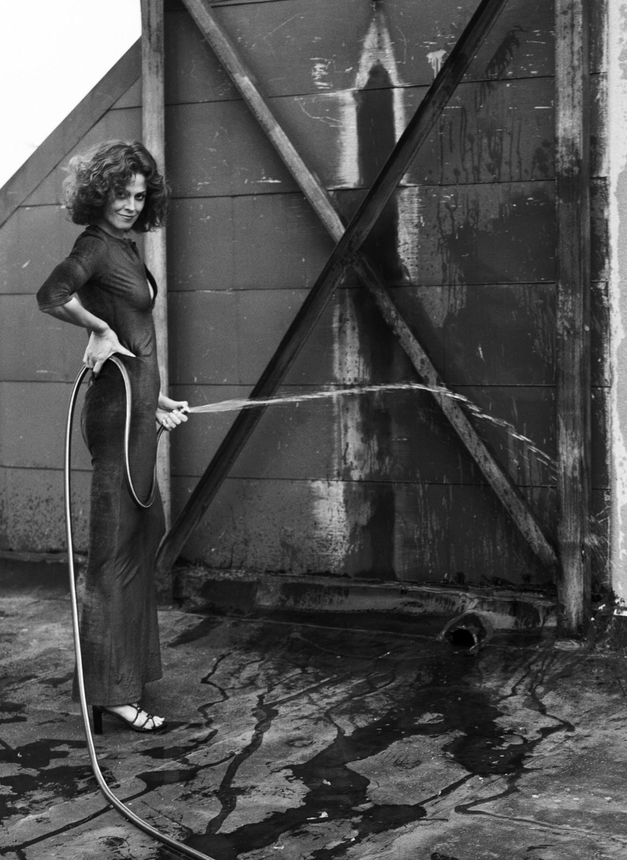 1280x1757 Helmut Newton Wallpaper