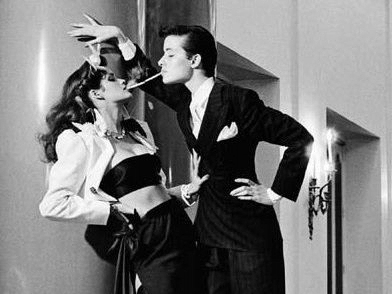1600x1200 Helmut Newton: The Titan of Titillation