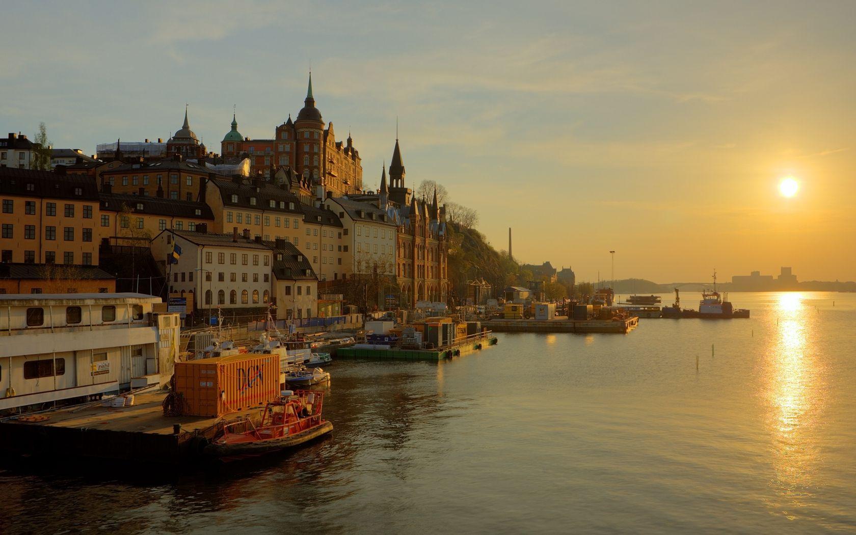 1680x1050 Download wallpaper 1680x1050 sweden, stockholm, promenade