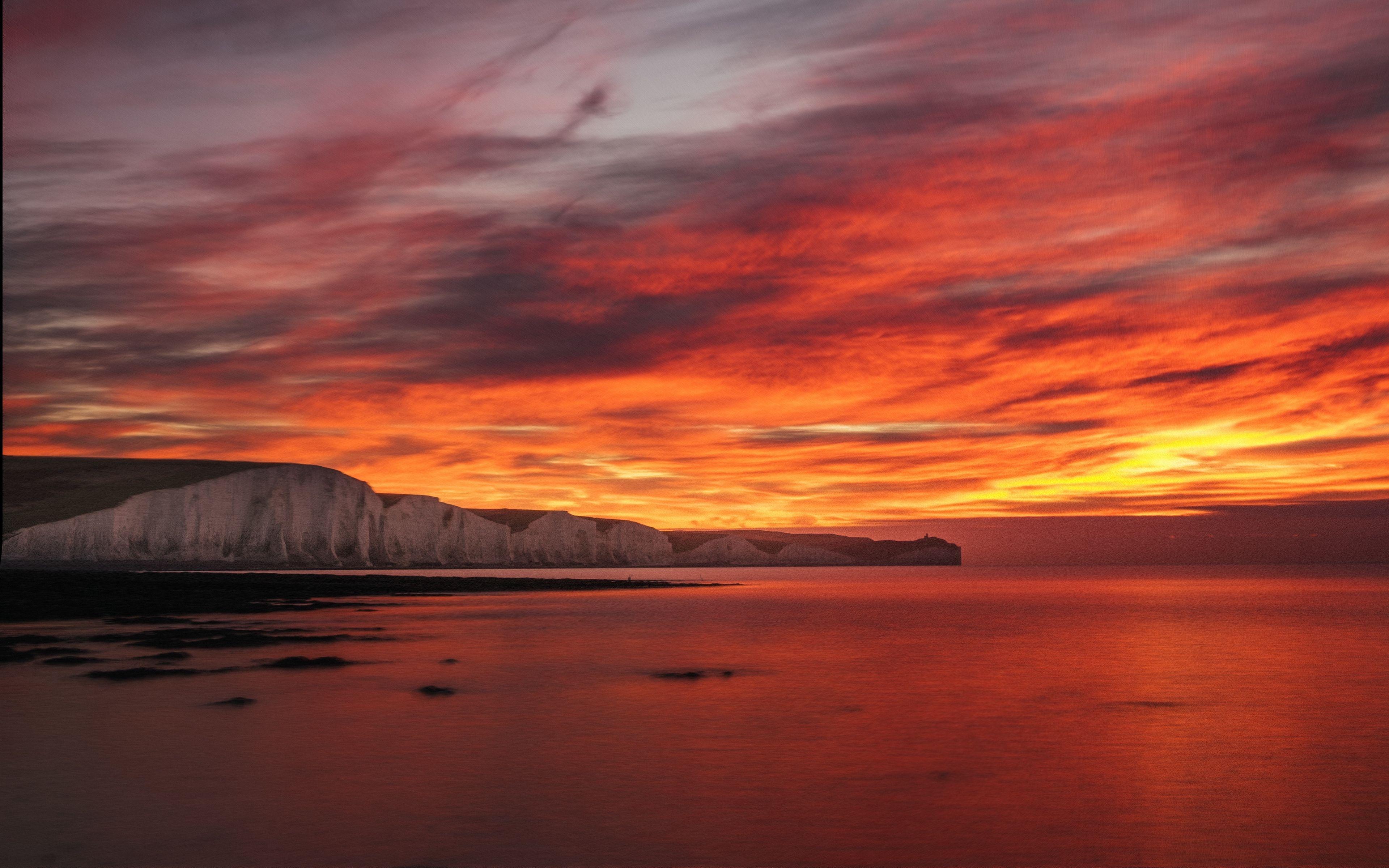 3840x2400 Download wallpaper 3840x2400 sunrise, canal, strait, sky