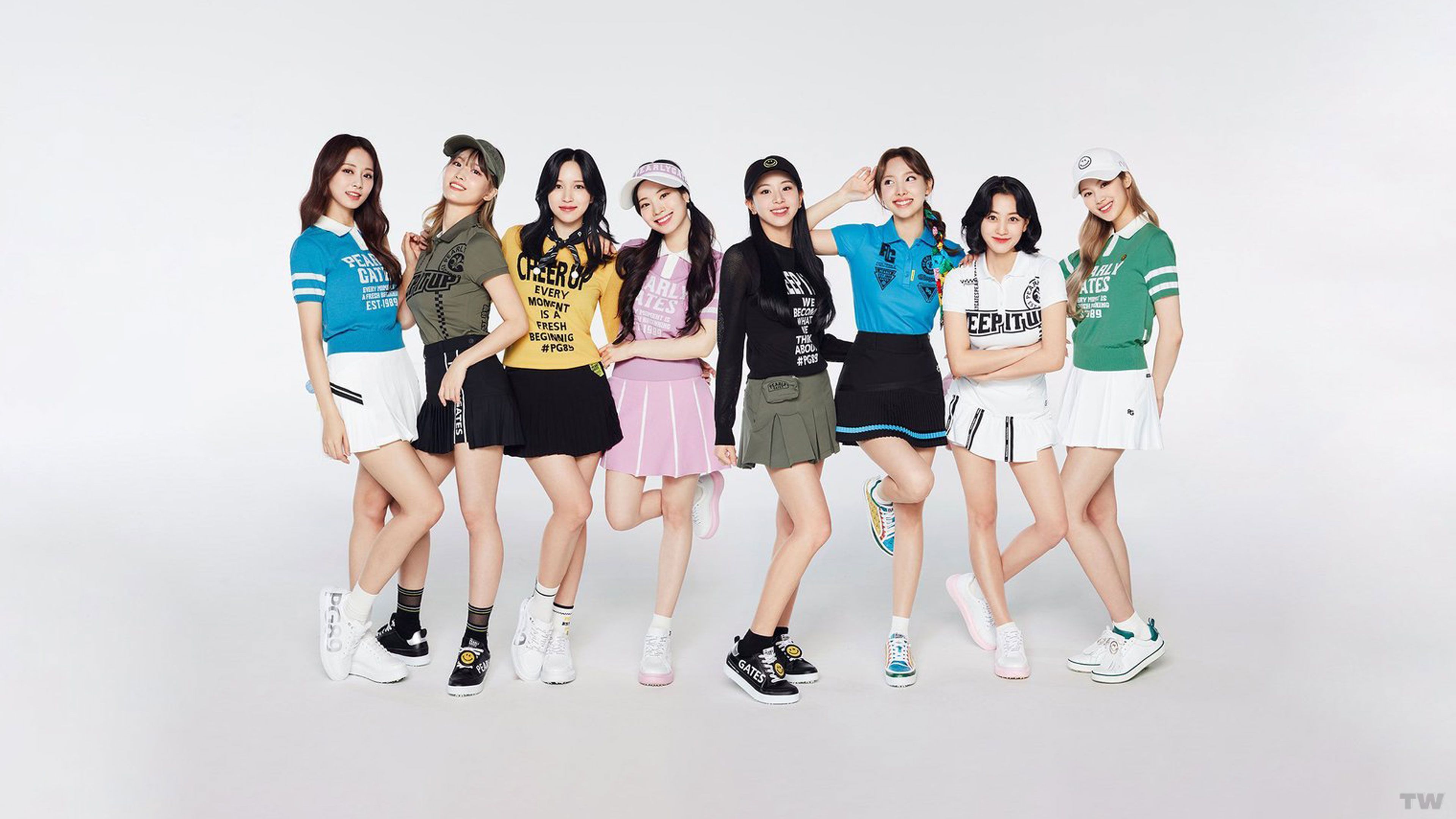 3840x2160 TWICE x PEARLY GATES 2022 1 desktop & 3
