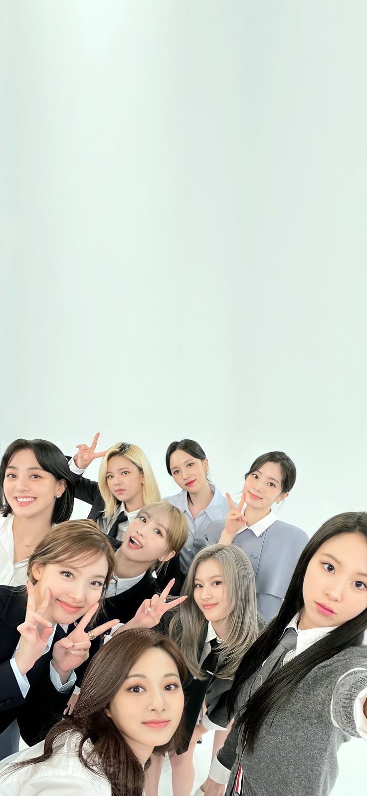 736x1595 的88 个Twice wallpaper 点子. 名人