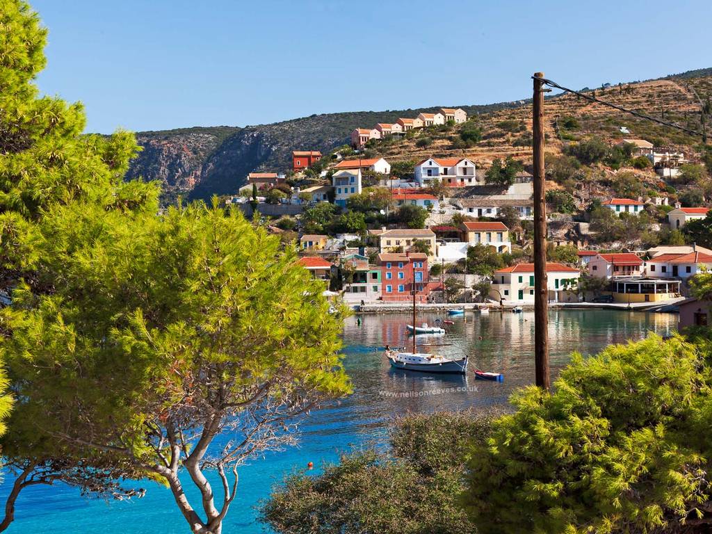 1024x768 Kefalonia Desktop Wallpaper