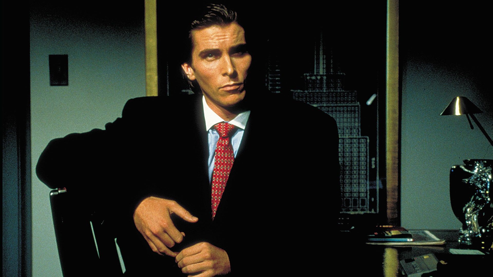 1920x1080 American Psycho's Patrick Bateman nailed 1980s businessman style