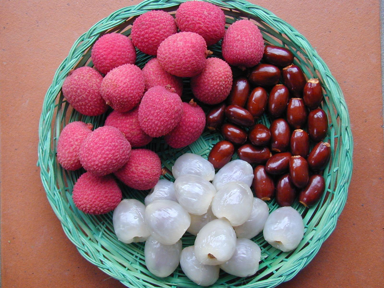 1600x1200 Litchi Wallpaper