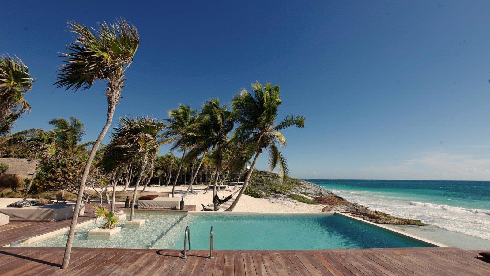1600x900 The 5 most pictureque hotel pools