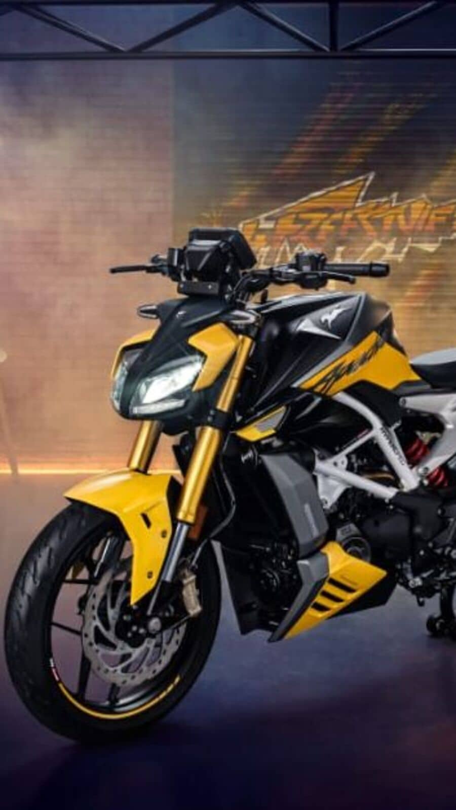 900x1599 Apache RTR 310 Wallpaper