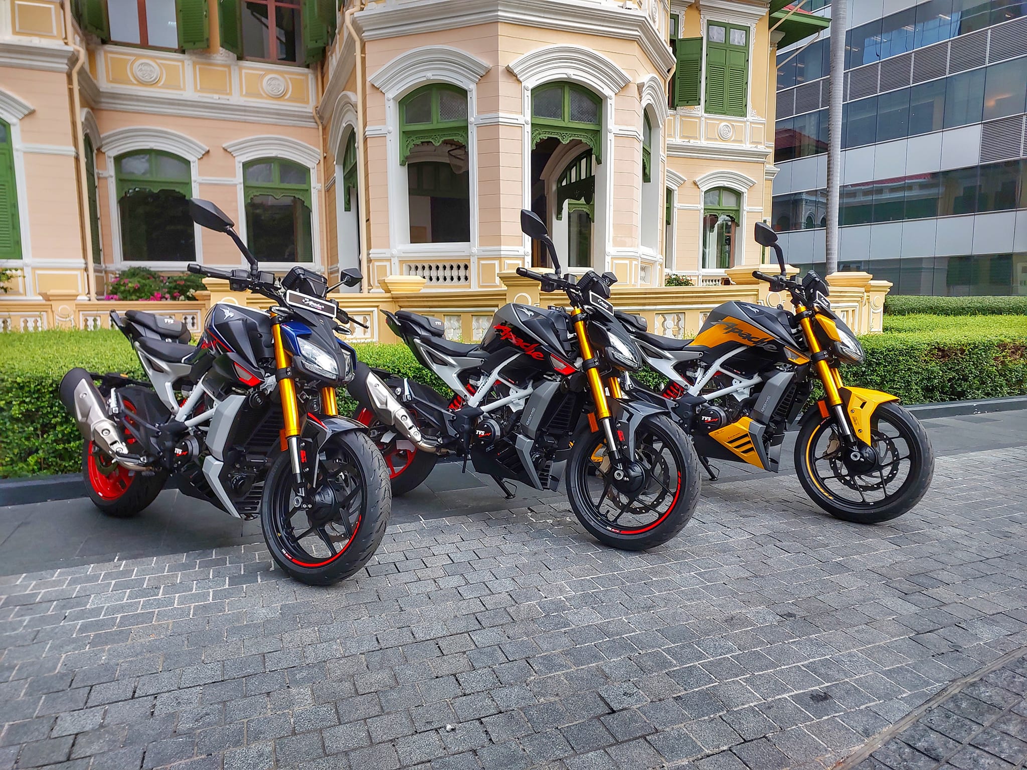 2048x1536 TVS Apache RTR 310 Is Launched!
