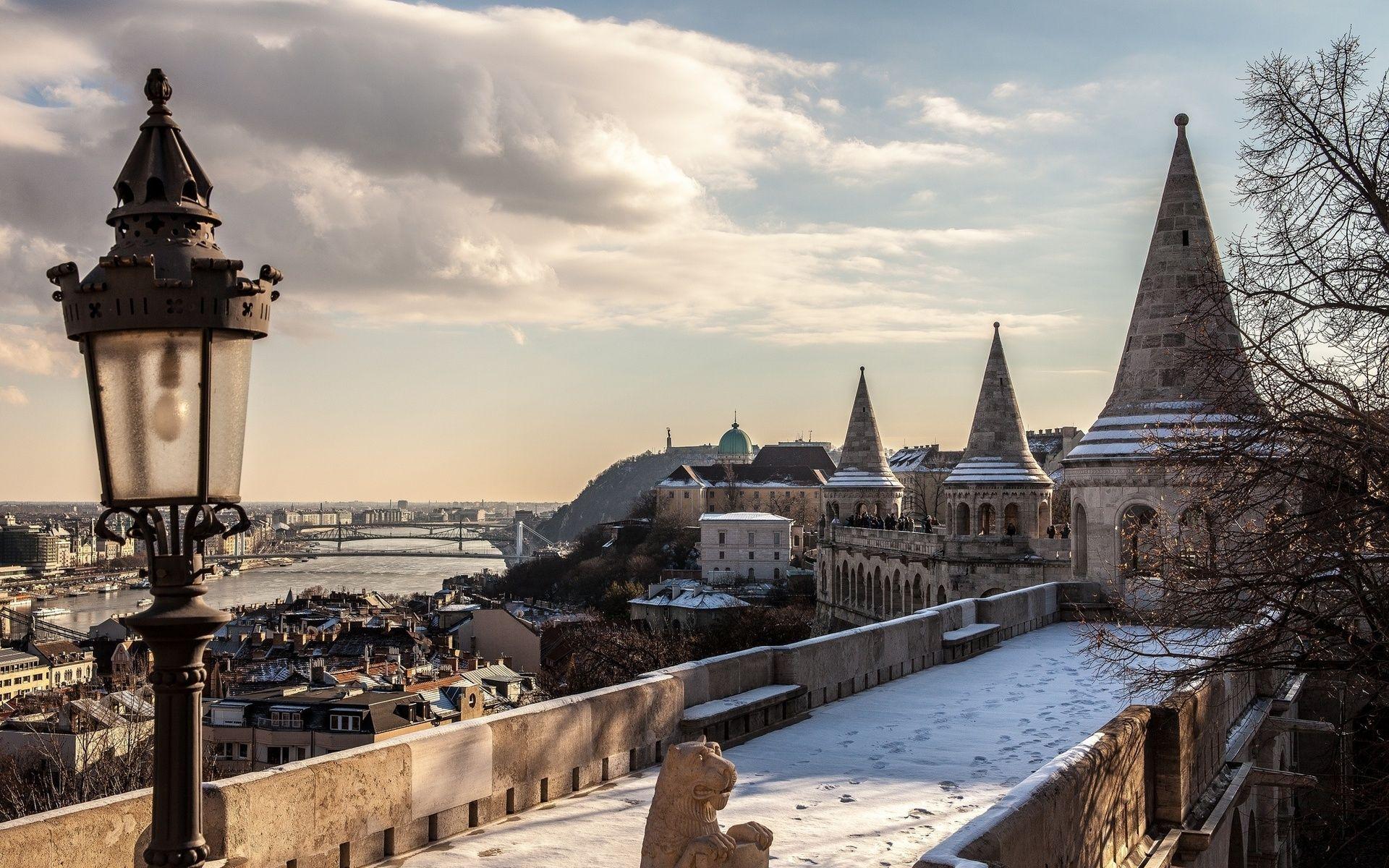 1920x1200 Budapest in Winter Wallpaper