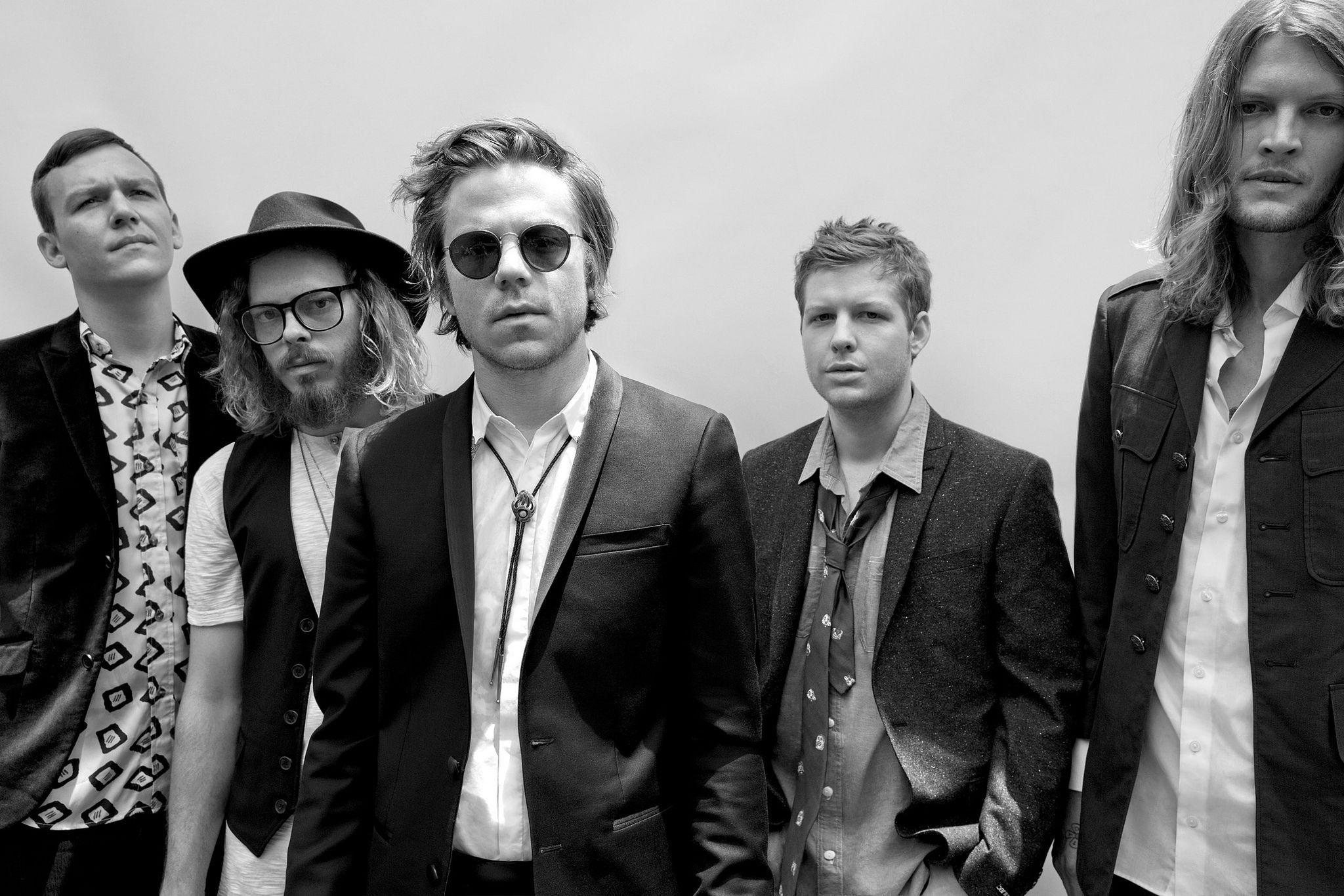 2048x1365 Cage The Elephant Wallpaper