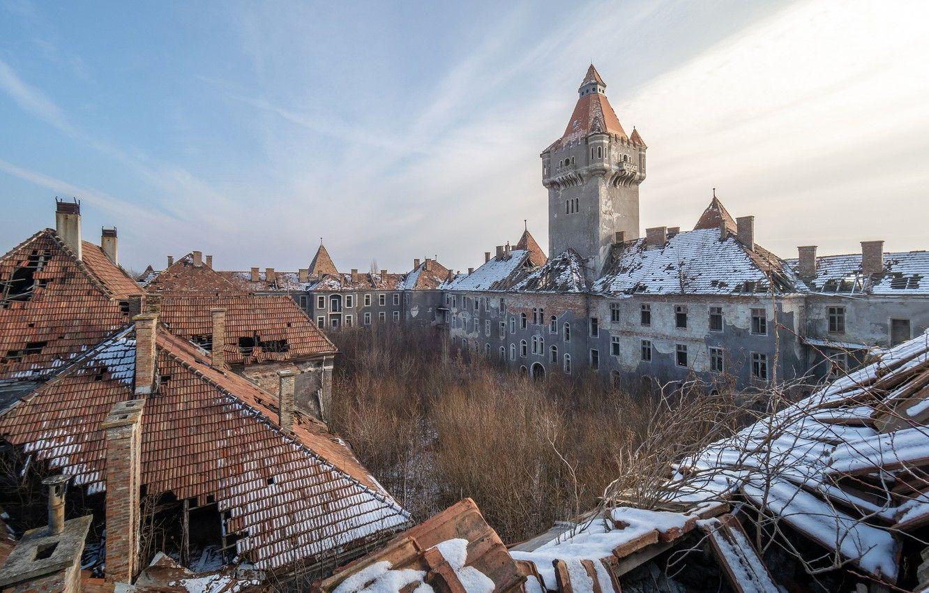 1332x850 Wallpaper winter, the sky, snow, trees, castle, the ruins
