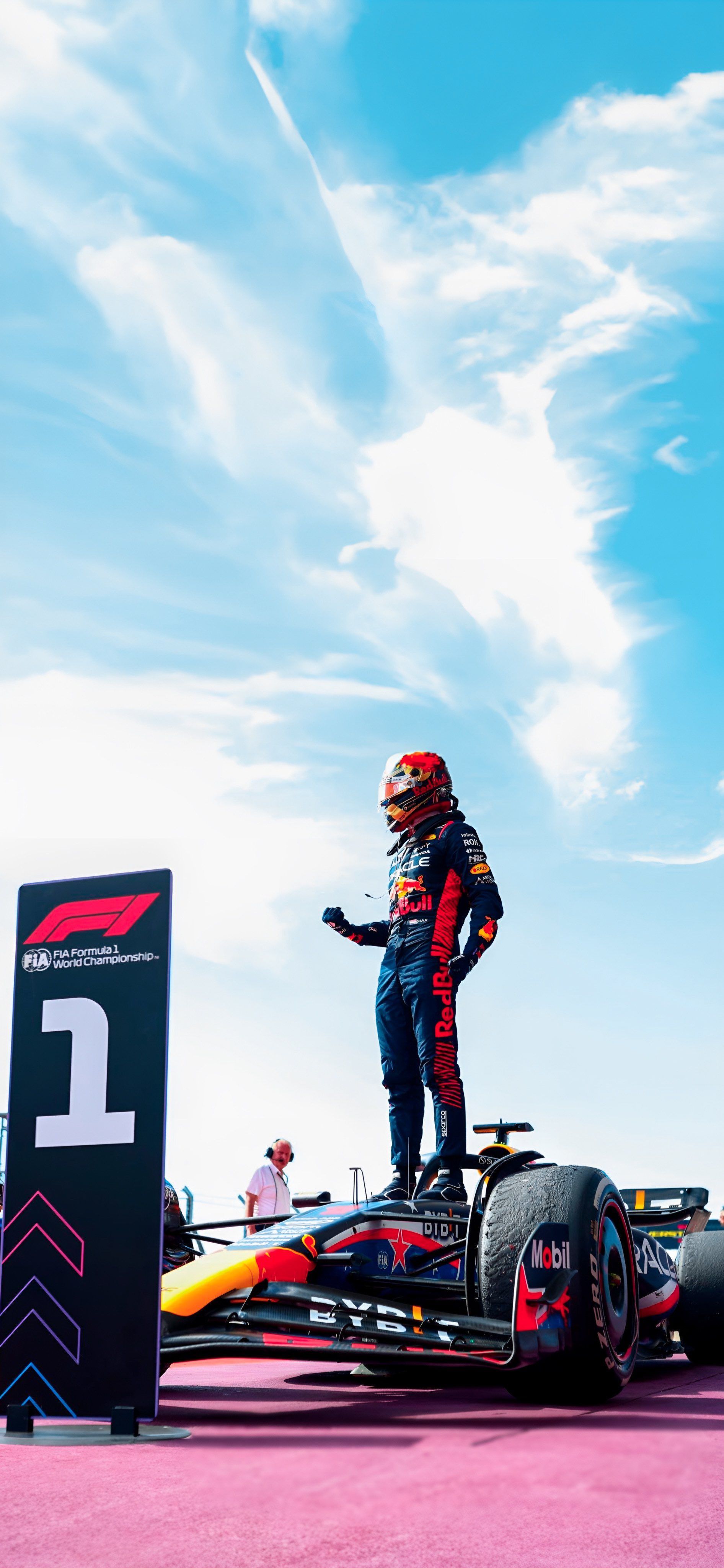 1892x4096 F1 Wallpaper ╘ Max Verstappen