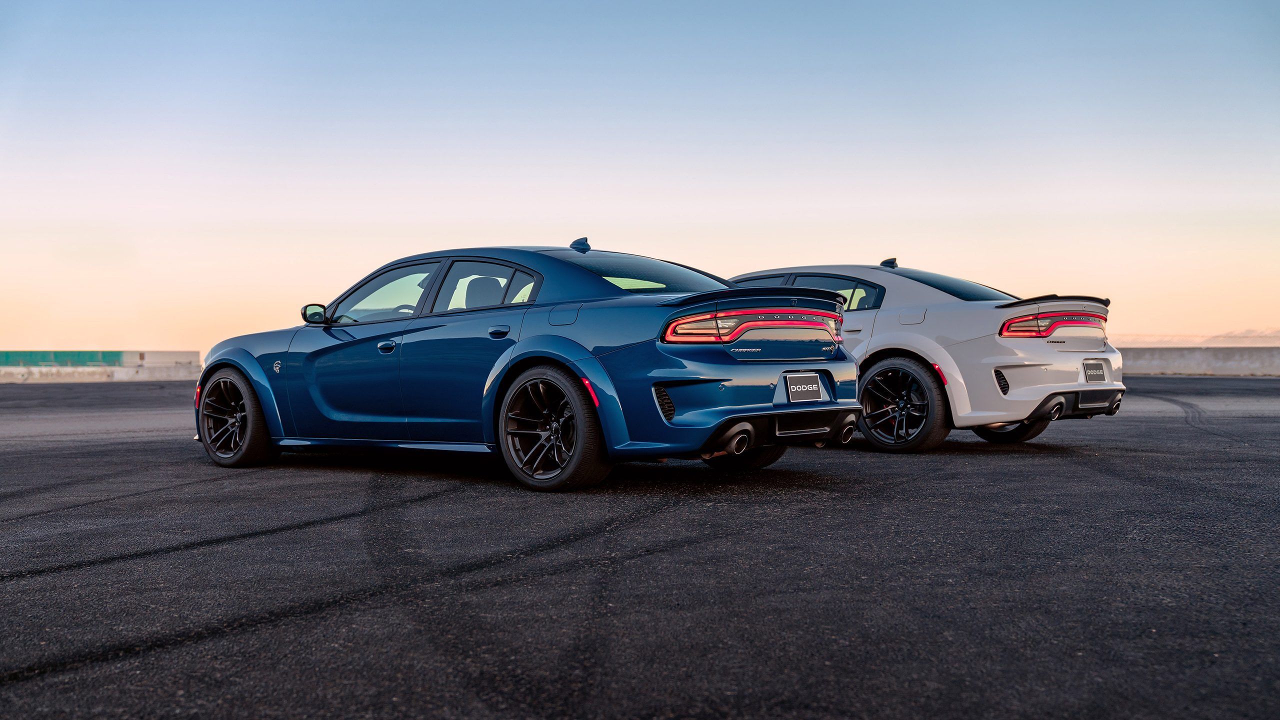 2560x1440 Dodge Charger SRT Hellcat Widebody