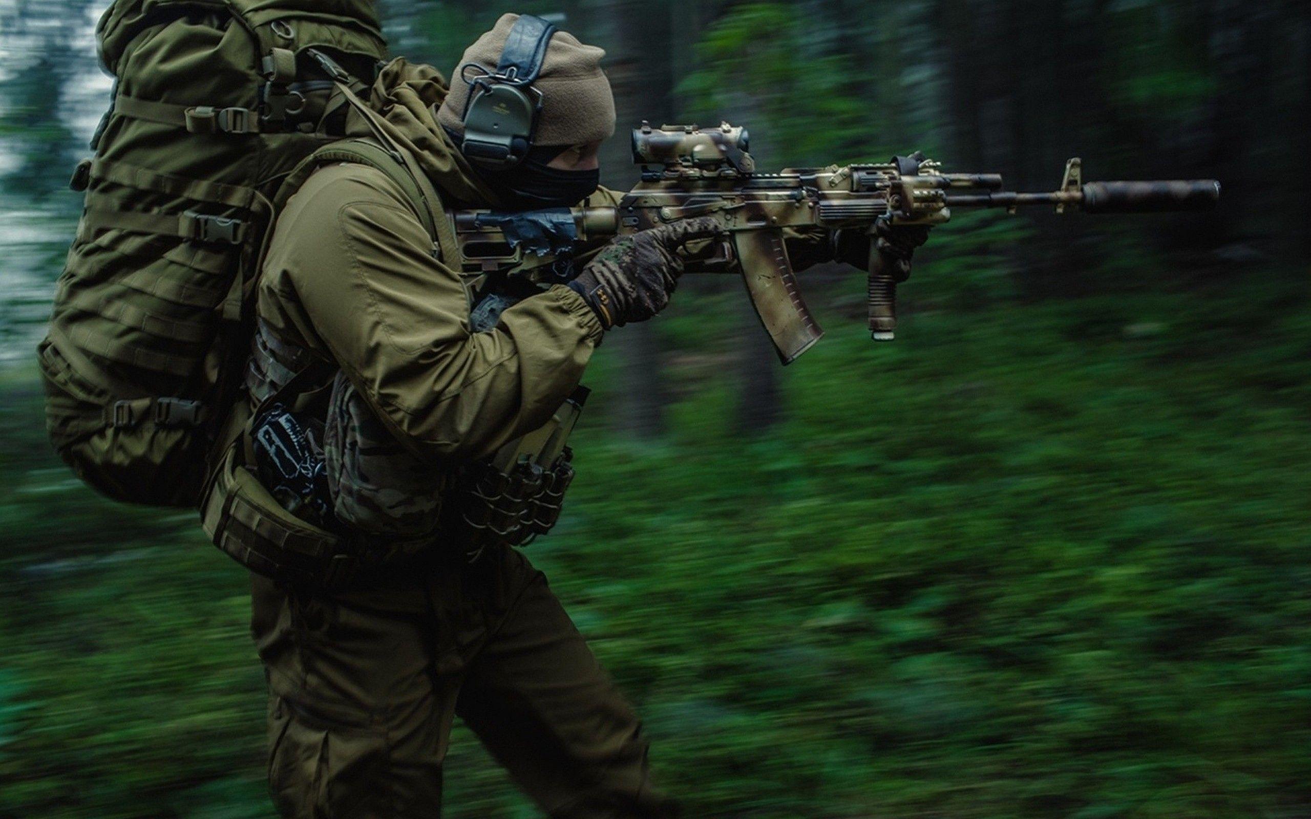 2560x1600 Soldier Wallpaper