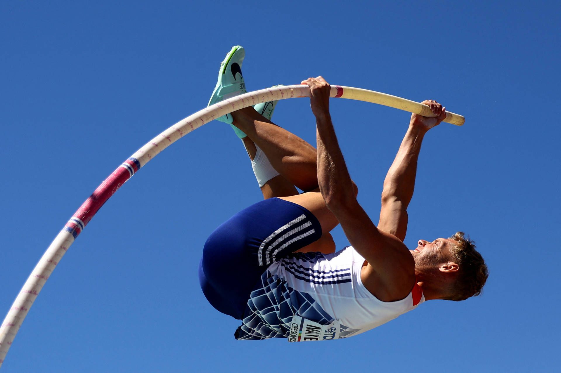Pole Vault Wallpapers Top Free Pole Vault Backgrounds WallpaperAccess