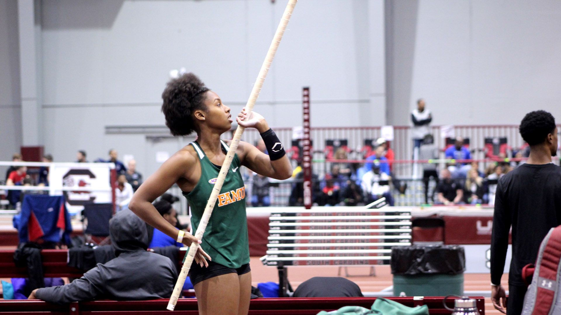 1920x1080 Ivy wins pole vault title at MEAC