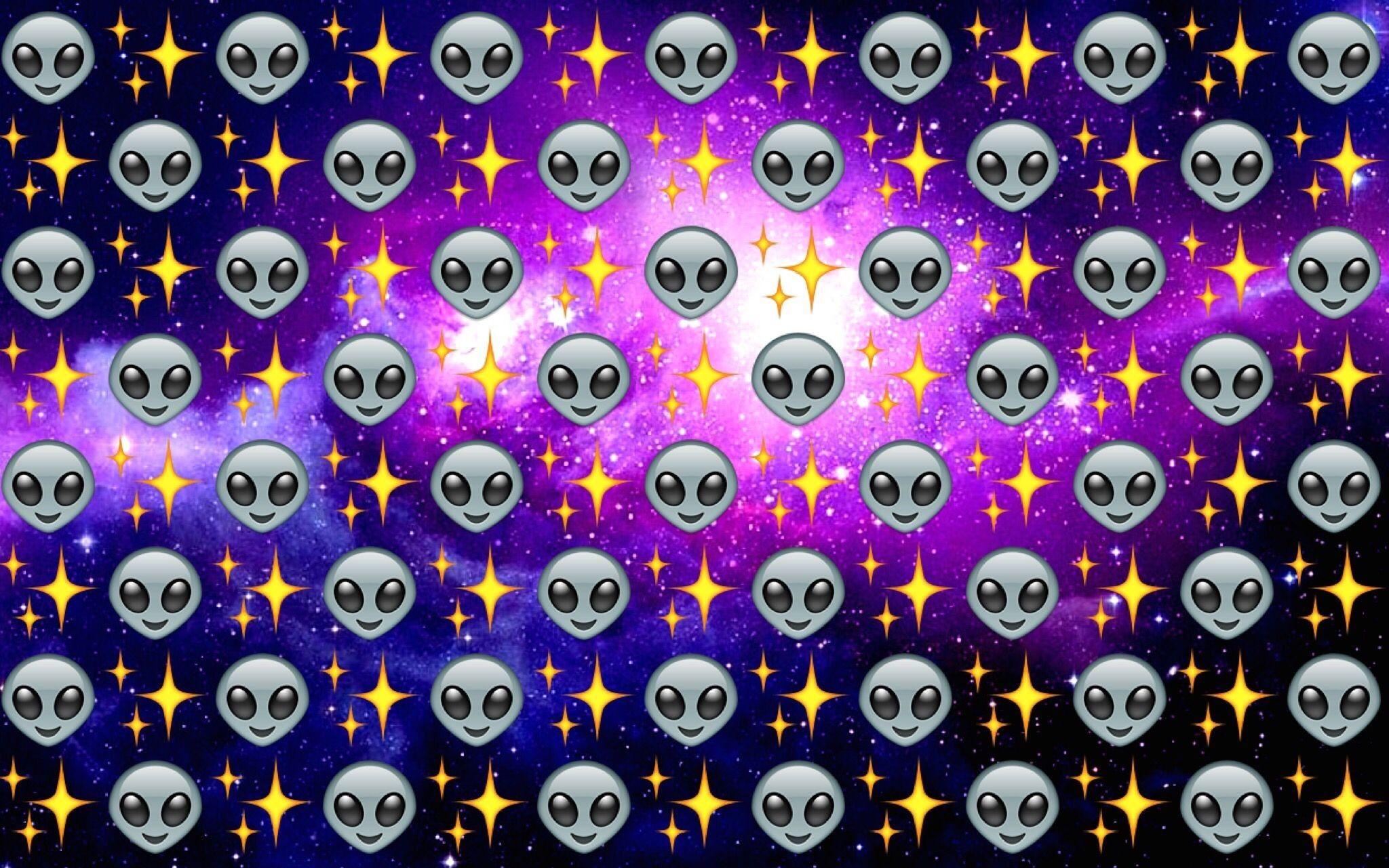 Emoji Alien Desktop Wallpapers - Top Free Emoji Alien Desktop Backgrounds -  WallpaperAccess