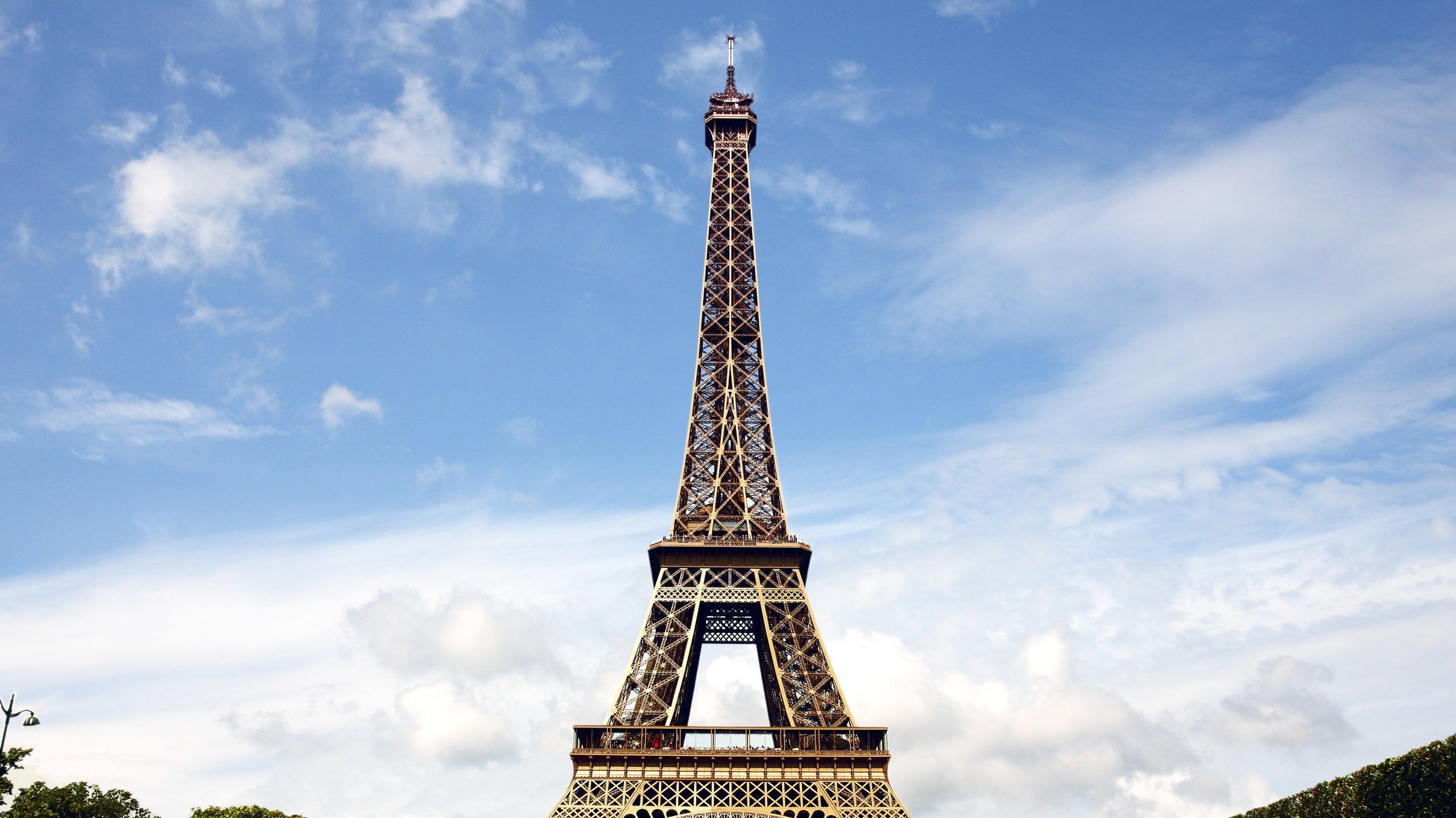 2560x1440 The Paris 2024 Olympics Will Have Beach