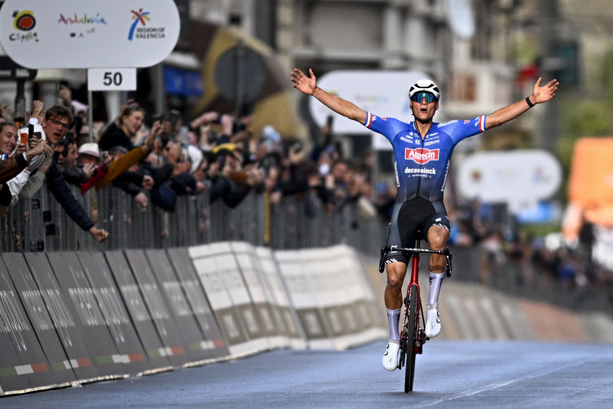 2048x1365 Milan Sanremo