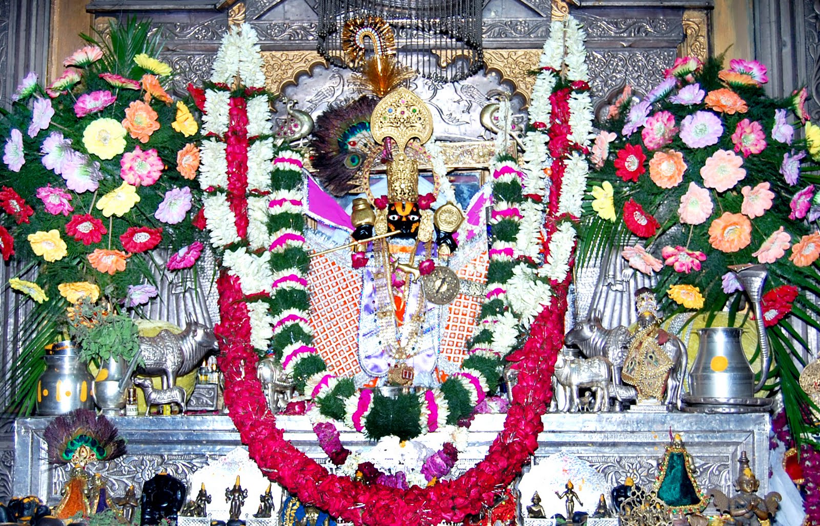 1600x1028 Latest Krishna Wallpaper and Krishna picture: Information about Shri Sanwariya Seth of Chittorgarh in Rajasthan