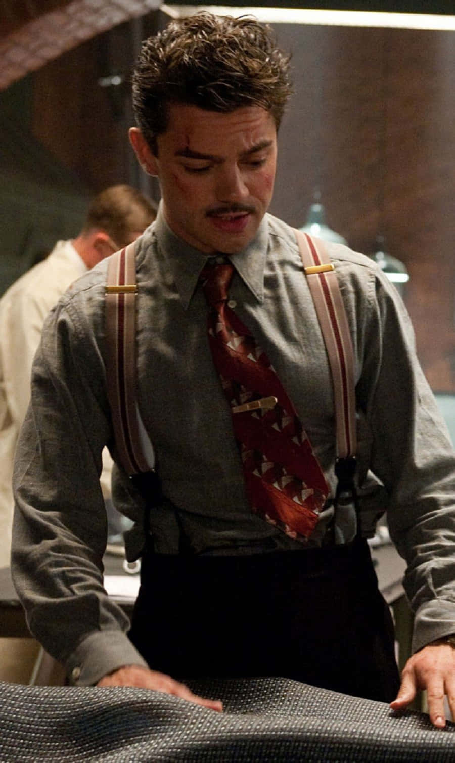 900x1509 character Howard Stark Wallpaper