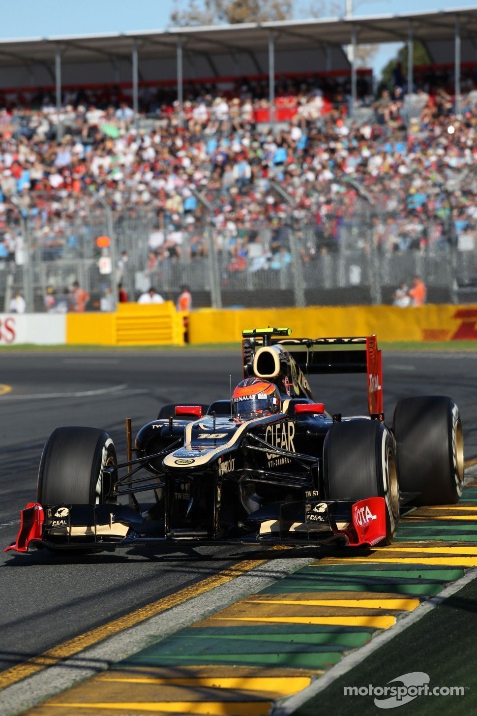 970x1455 Romain Grosjean, Lotus F1 Team at
