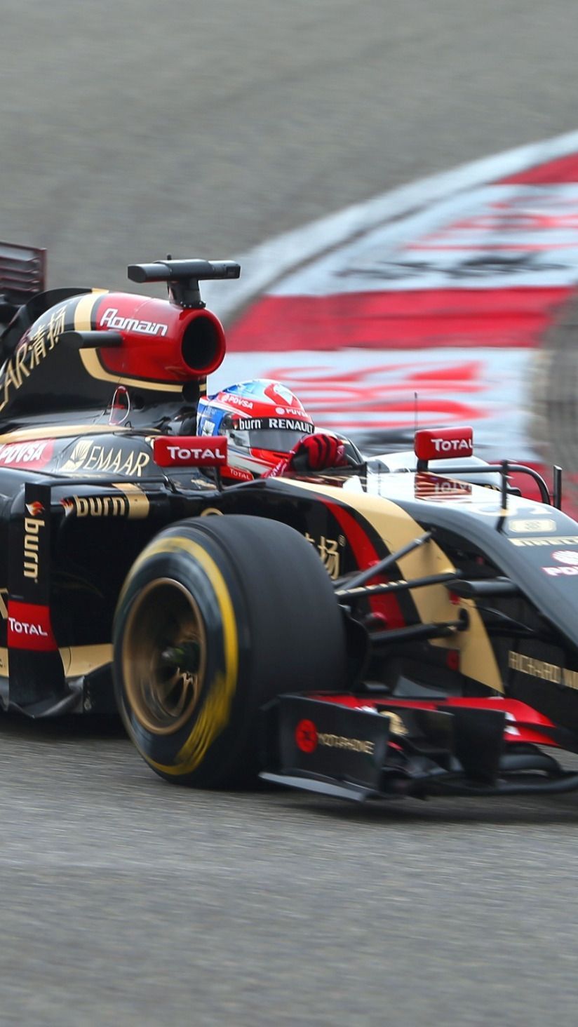 824x1464 Download wallpaper Lotus, Formula 1
