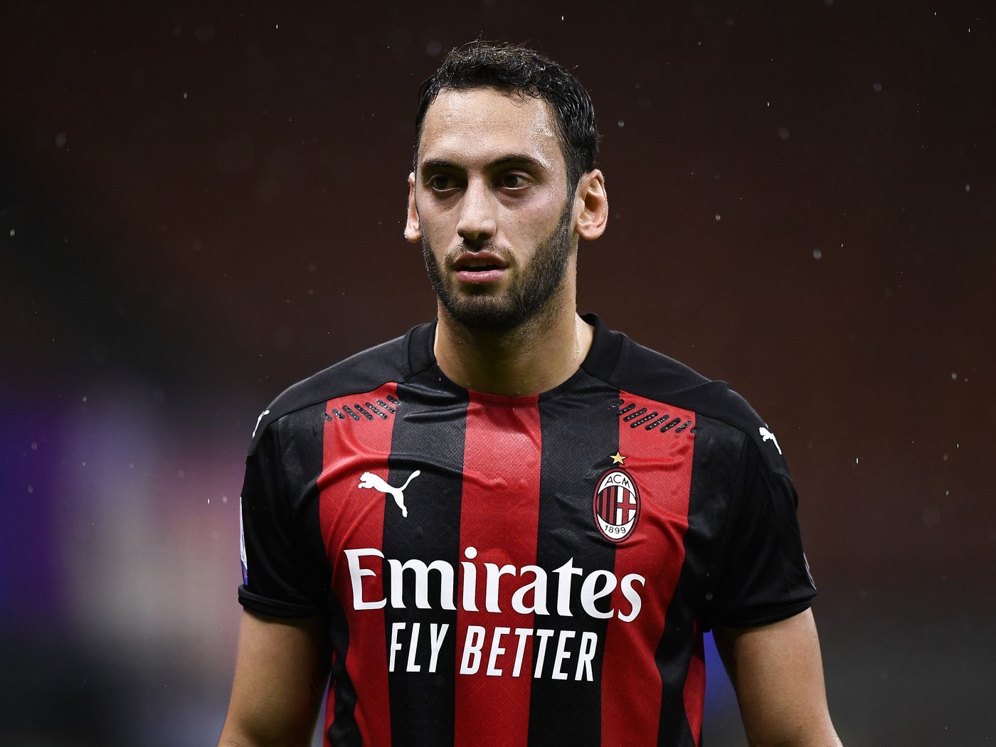 1400x1050 Manchester United linked to Hakan