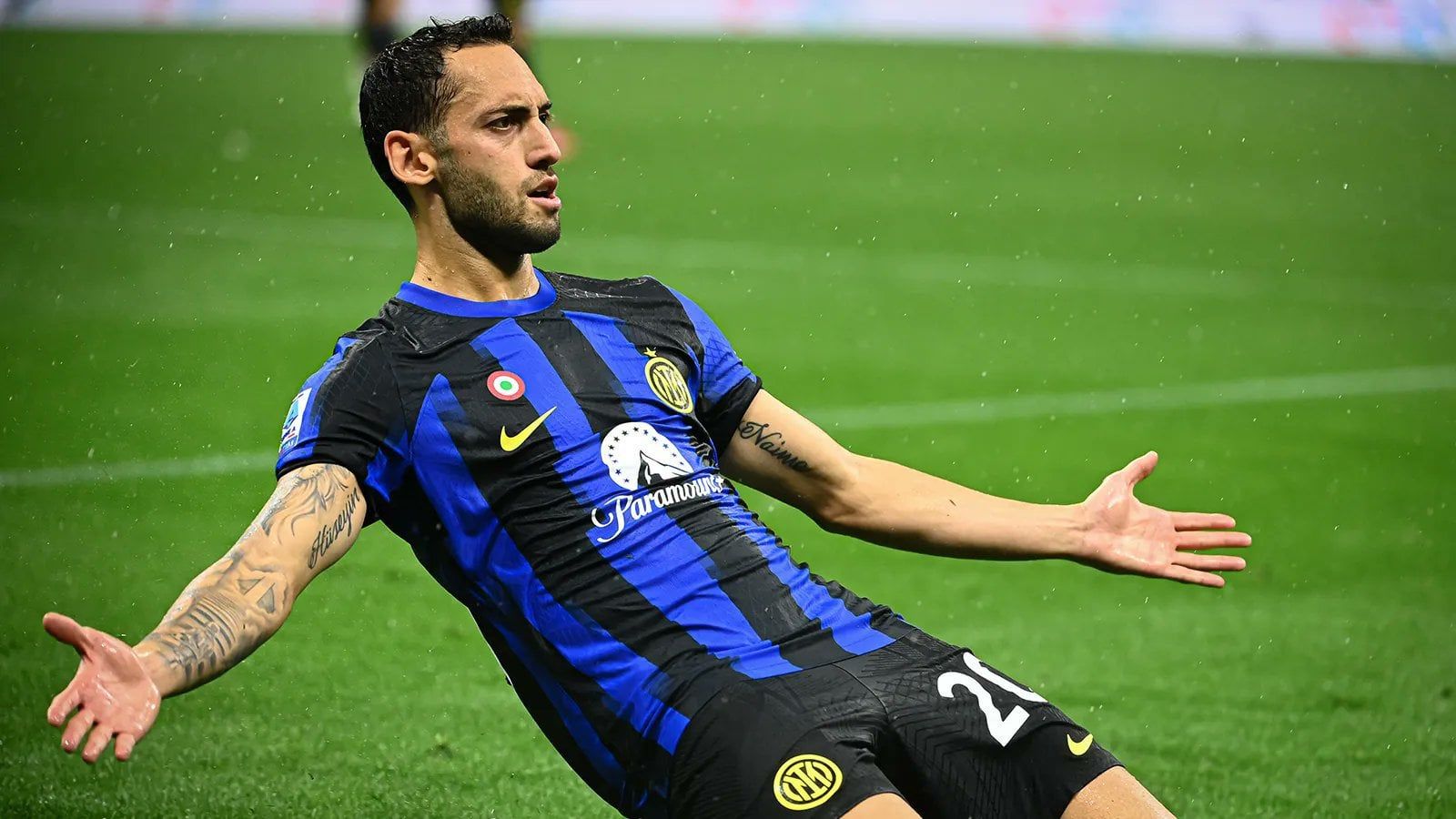 1600x900 GdS Hakan Calhanoglu has appeared