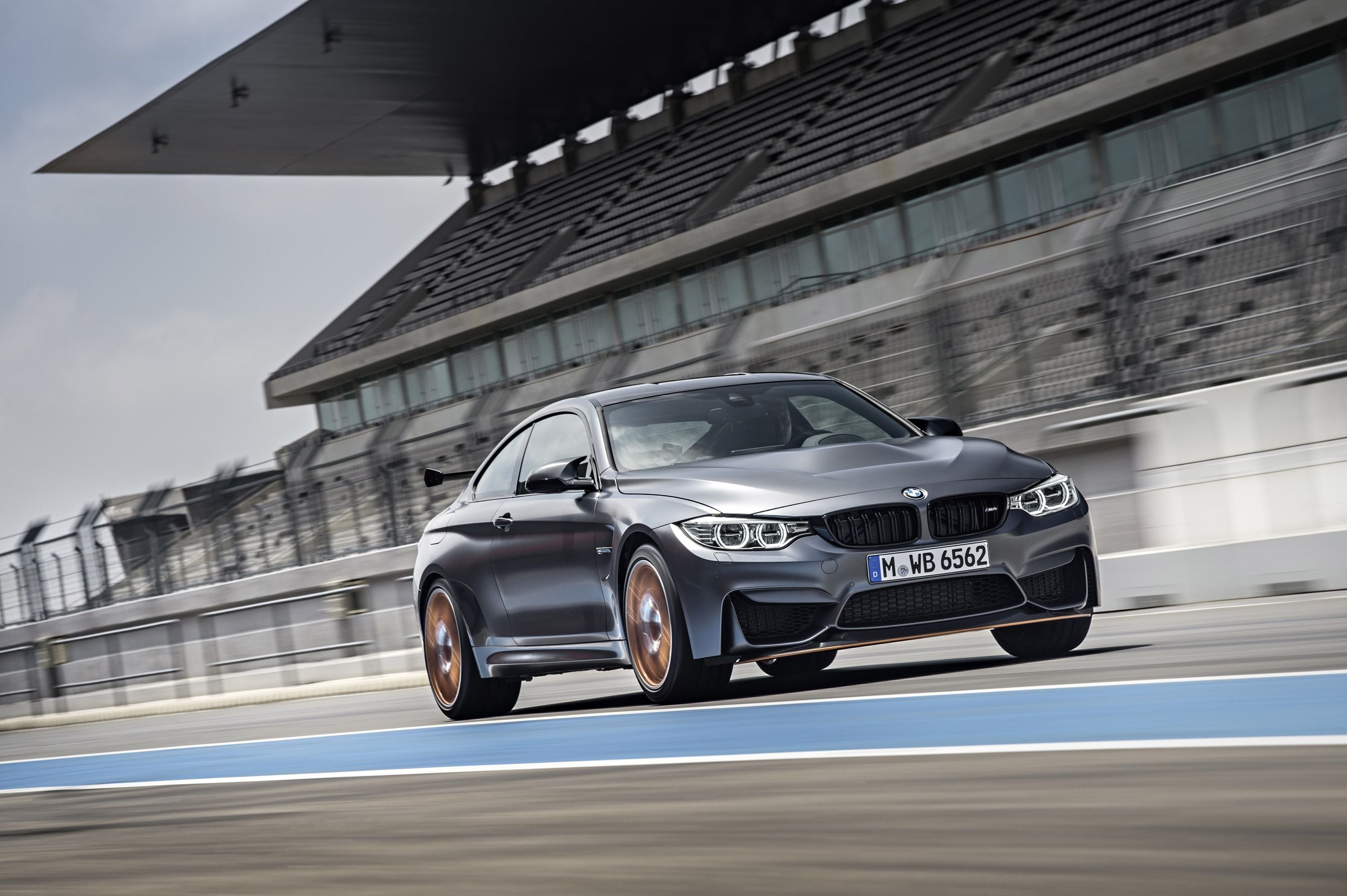 3000x1997 BMW M4 GTS (2016) 7 of 37